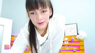Sarazabala young beauty with appetizing ass jumps on a rubber sex toy 2020-08-08