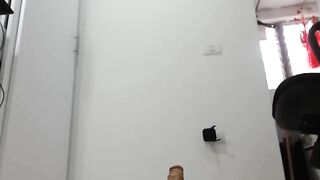 Lia_joness busty sugar baby rides a rubber dildo with her wet pussy 2020-09-15