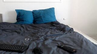Sexyscarletqueen perfect lady takes off clothes for some tips 2020-09-30