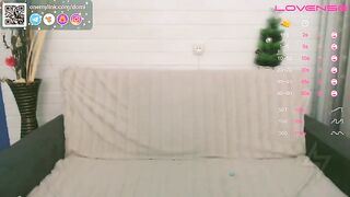 Little_pussy1 skinny blonde jerks off her wet pussy 2020-12-27