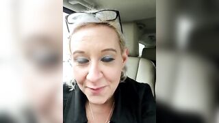 Hotmilfmilly horny mature lady jerks off her vagina in the car 2020-12-28