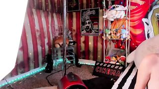 Siren666 lady with blue hair shows off her juicy holes 2021-05-10