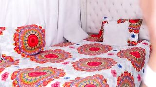 Samara_paige cute brunette strips and jerks off her vagina with a toy 2021-05-11