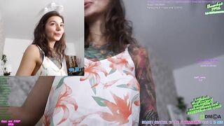 Kronniekray tattooed beauty lubricates her ass with oil and jerks off her vagina 2021-06-18