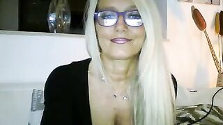 Kikka40 2019-10-15 20:21
