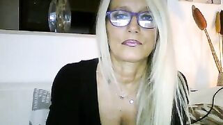 Kikka40 2019-10-15 20:21
