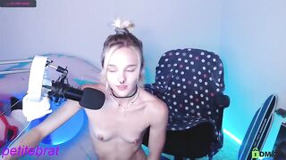 Petitebrat 2021-07-08 07:36