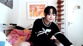 Moyyango young asian girl shows her long sexy legs 6:46 2019-05-06