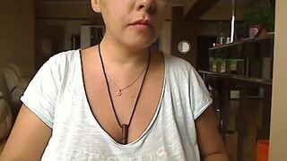 Lady violin curvy girl plays with her boobs and mouth-watering ass 2019-05-07