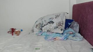 Mewnewmochi masked amateur cutie having fun nude on bed 2019-05-07