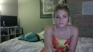 Prettybabiez young amateur babe shows off her nude body 2019-05-13